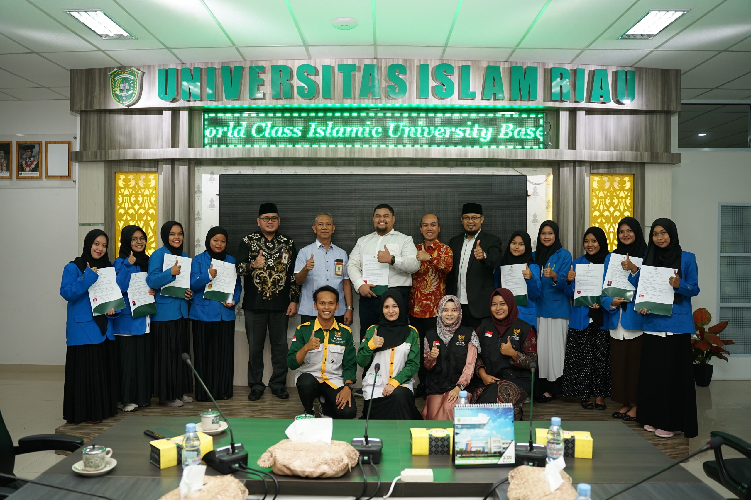 Penyerahan Beasiswa Cendekia Baznaz UIR Angkatan IV