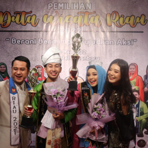 MAHASISWA FKIP UIR WAKILI PROVINSI RIAU DI AJANG DUTA WISATA NASIONAL TAHUN 2022​